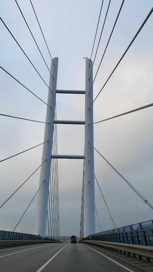 Hafenmeister Ferienwohnung Wiek auf Rügen エクステリア 写真